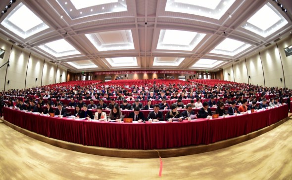 【聚焦两会】市四届人大四次会议主席团第三次会议召开