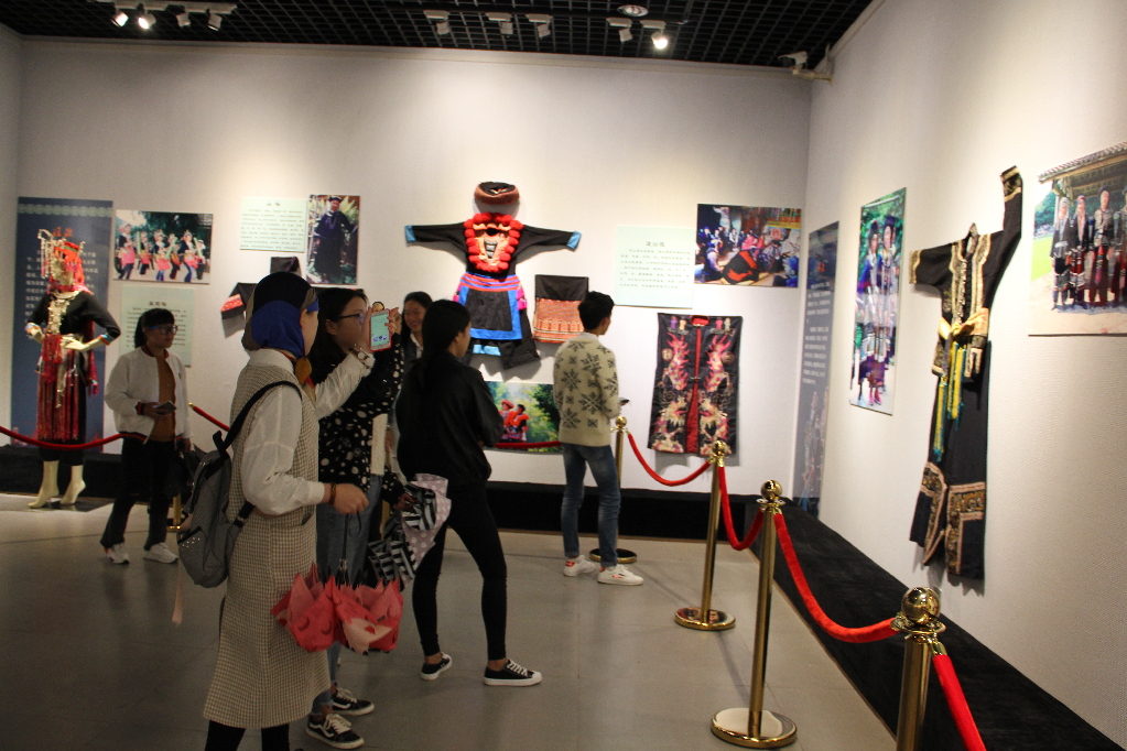 昭通市博物馆推出《云南·文山州民族服饰展》