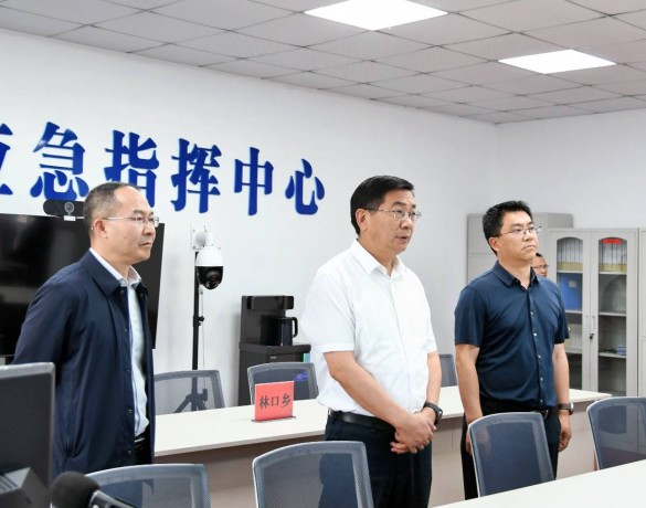 杨承新到镇雄调研时强调　深入推进“生态强市”建设 以更高标准更严要求推进赤水河流域保护治理