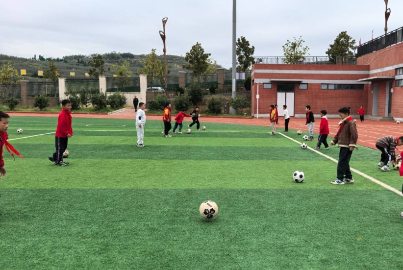 昭通印象｜鲁甸县卯家湾小学： 用特色课程点亮成长之路