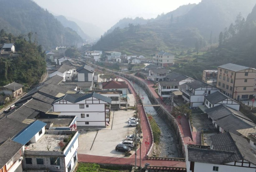 威信：赤水河流域的“颜色革命”